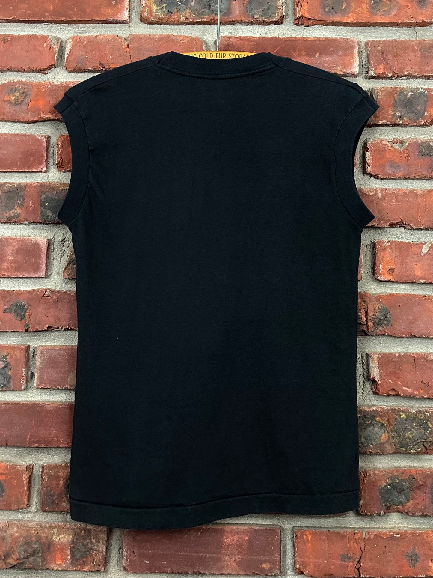 Vintage 80s 1980s JOHN PLAYER SPECIAL TEAM LOTUS Formula One F1 Racing Team Sleeveless T-Shirt Tank Top Black Screen Stars Label Mens Small S