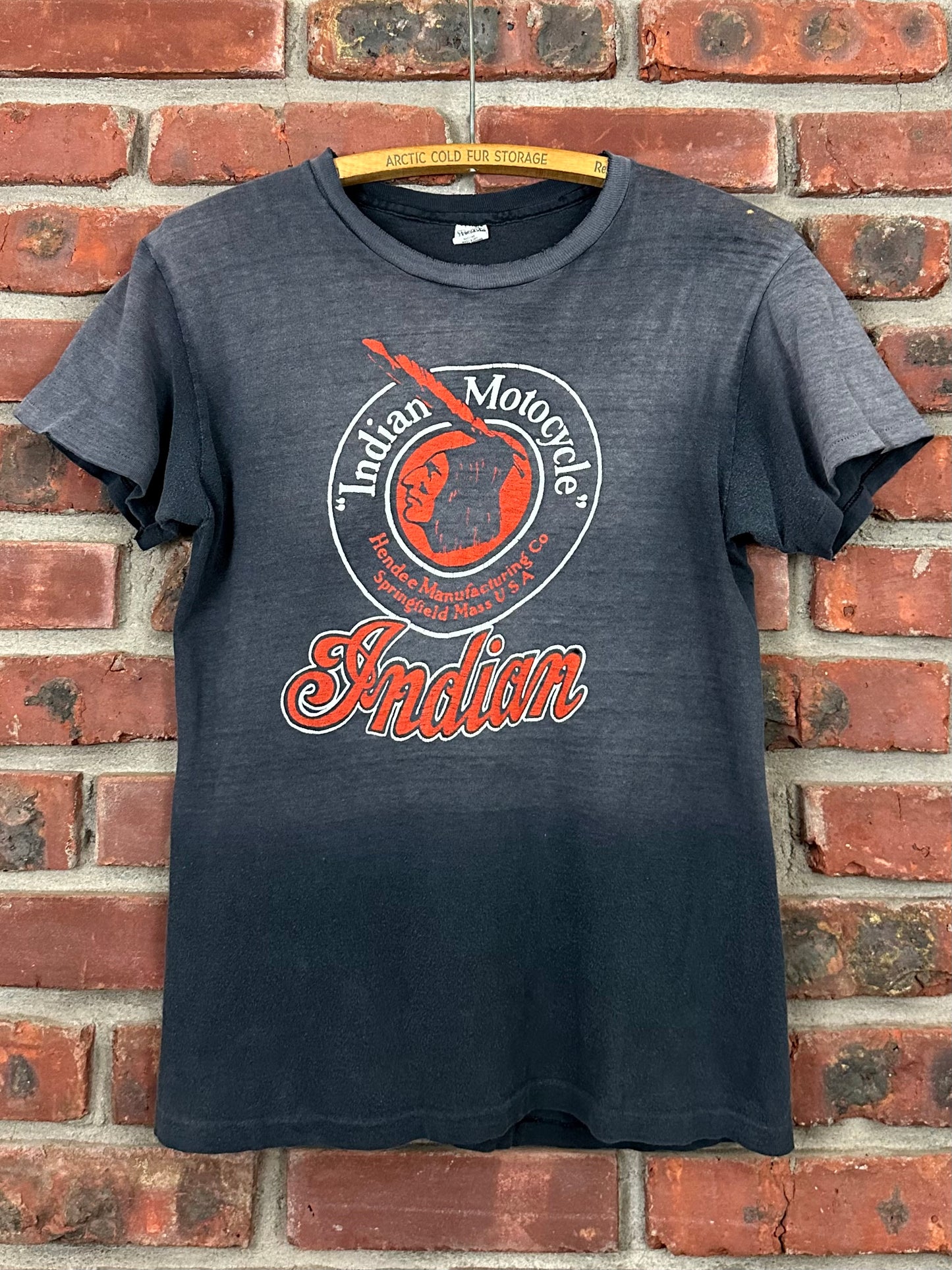 Vintage 70s 1970s INDIAN Motorcycles Dealer Biker T-Shirt Classic Motorcycles of Santa Cruz Dealer Paper Thin Faded Black Hanes Mens Extra Small XS 17.25x24