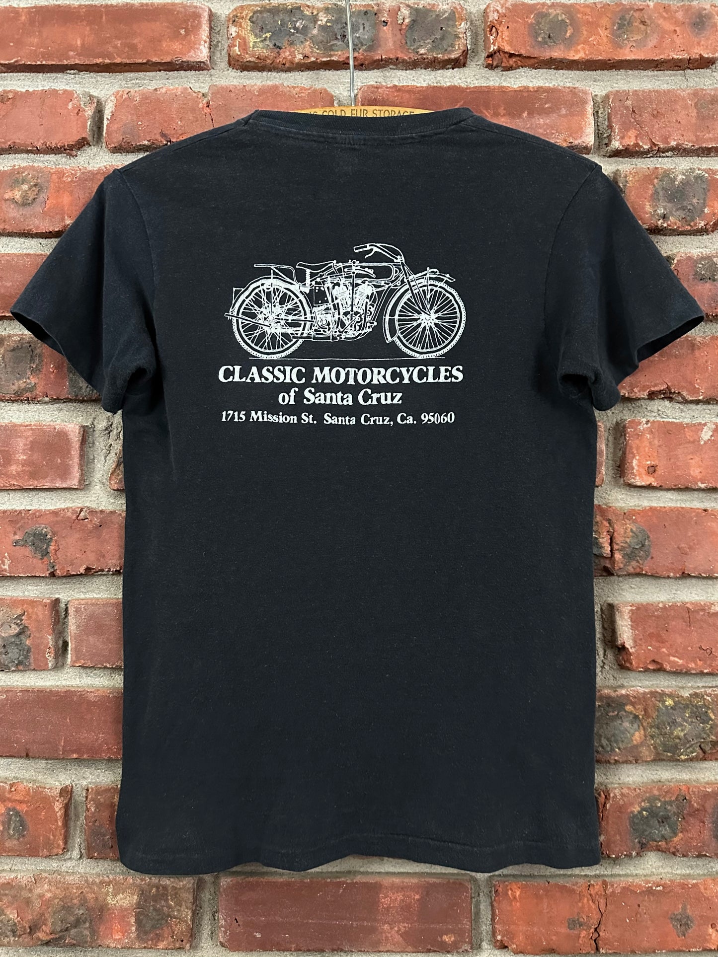 Vintage 70s 1970s INDIAN Motorcycles Dealer T-Shirt Classic Motorcycles of Santa Cruz California Black Hanes Black Hanes Label Mens Extra Small XS 17.25x23.75