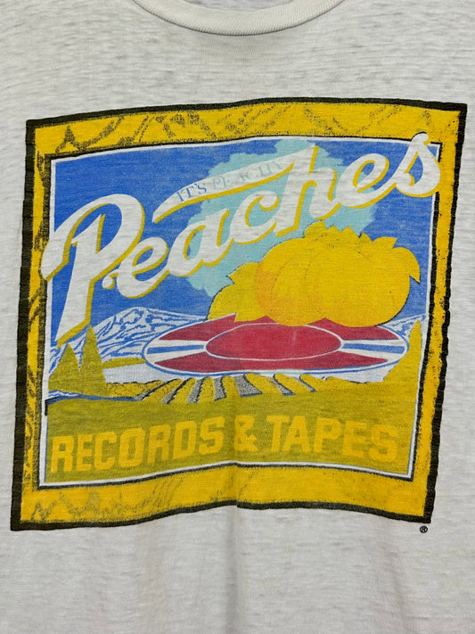 Vintage 70s 1970s PEACHES RECORDS & TAPES Music Store T-Shirt Rock Concert Thrashed Distressed Soft Faded White Mens Small S