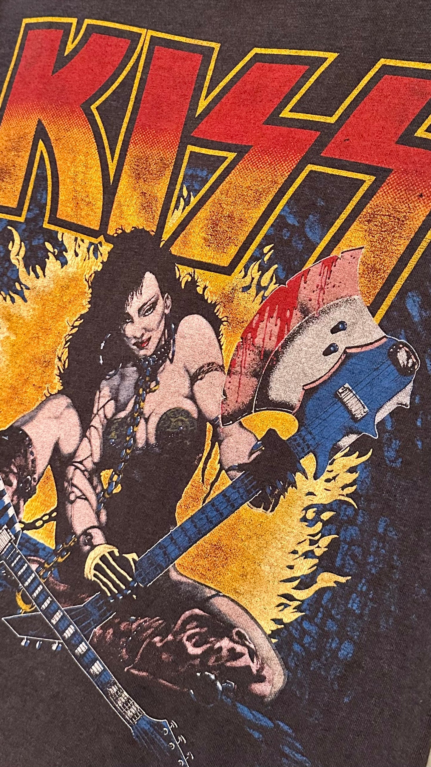 Vintage 80s 1980s 1984 KISS ROCKS TEXAS Animalize Rock Concert Tour T SHIRT Sleeveless Cut-Off Thrashed Distressed Paper Thin Faded Black Mens Medium M *****