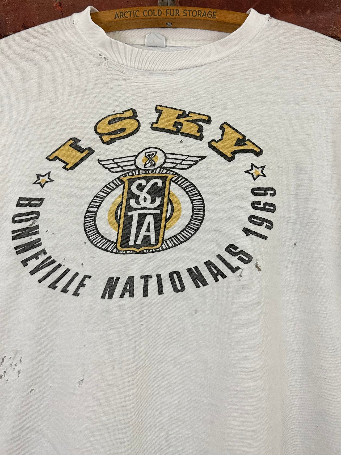 Vintage 60s 1960s 1969 ISKY CAMS Bonneville Nationals Sponsor T-Shirt SCCTA Iskenderian Camshafts Hot Rod Drag Racing Thrashed Distressed White Russell Mens Extra Small XS 18.5"W 22.5"L