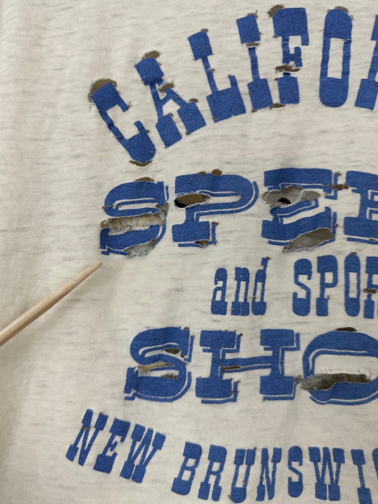 Vintage 60s 1960s CALIFORNIA SPEED and SPORT SHOP T-Shirt Hot Rod Drag Racing Thrashed Distressed Off White Mens Small S