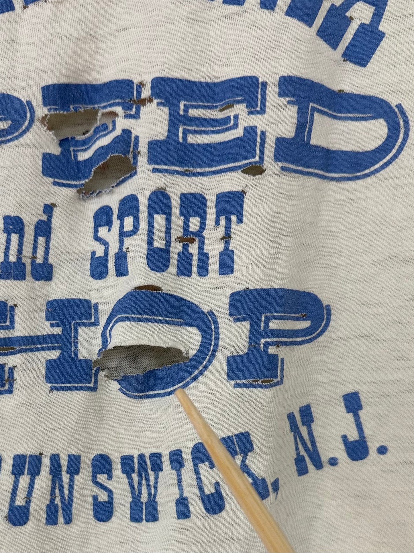 Vintage 60s 1960s CALIFORNIA SPEED and SPORT SHOP T-Shirt Hot Rod Drag Racing Thrashed Distressed Off White Mens Small S