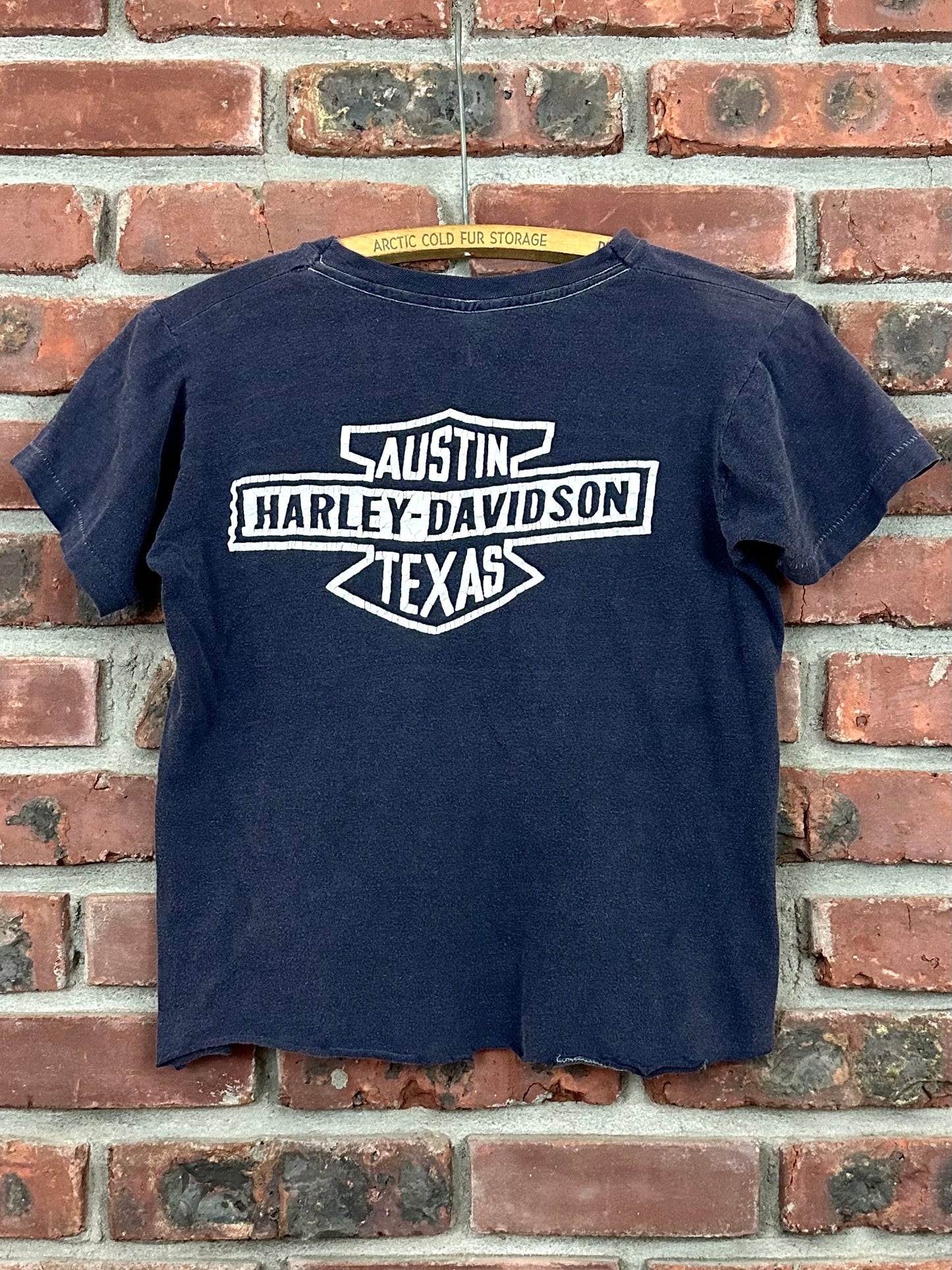 Vintage 60s 70s 1960s 1970s HARLEY DAVIDSON MOTORCYCLES Bar and Shield Cropped Pocket T-Shirt Austin Texas Dealer Blue Derby Label Mens Extra Small XS 17.25x19