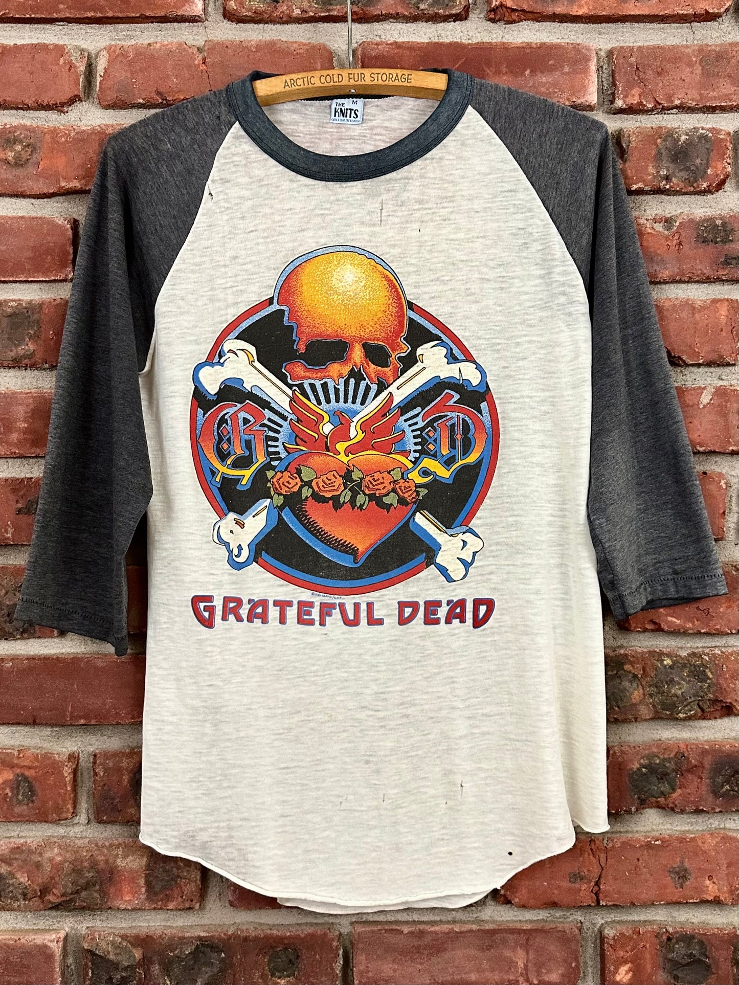 Vintage 80s 1980s 1980 GRATEFUL DEAD Reckoning Rock Concert Tour T-Shirt Raglan Sleeve Jersey Skull and Crossbones Paper Thin Burnout Rick Griffin The Knits Label Mens Small S 18"W 26.5" L